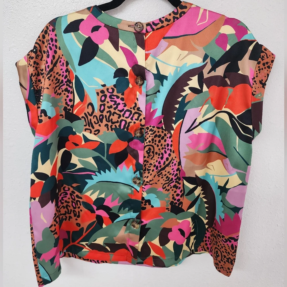 CROSBY by Mollie Burch Leopard Jungle Print Multicolor Abstract Top & Pants Set - Picture 8 of 9